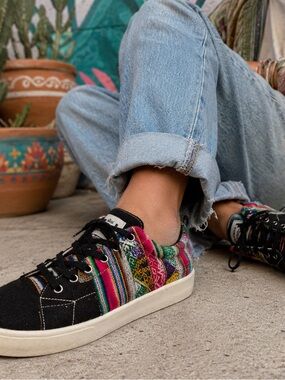 Handmade Peruvian Woven Boho Festival Sneakers Men’s 10